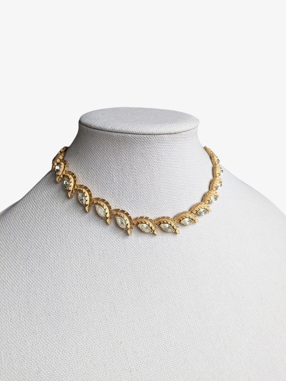 1960s 1970s Crown Trifari Necklace